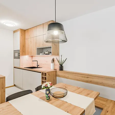 Mountain Melody Apartment *