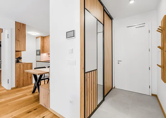 Daire Mountain Melody